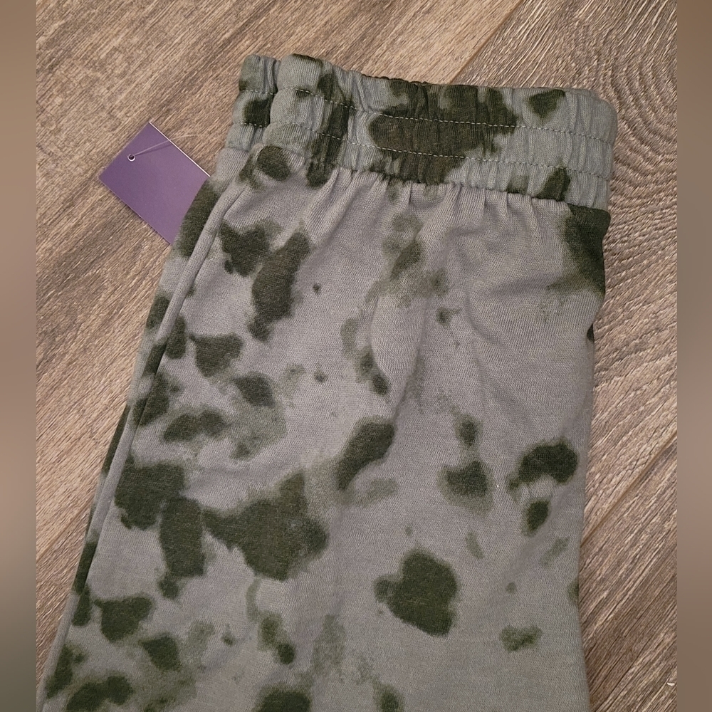 Guns N Roses Tie Dye Crop Lounge Sweatpants Medium - Picture 3 of 7